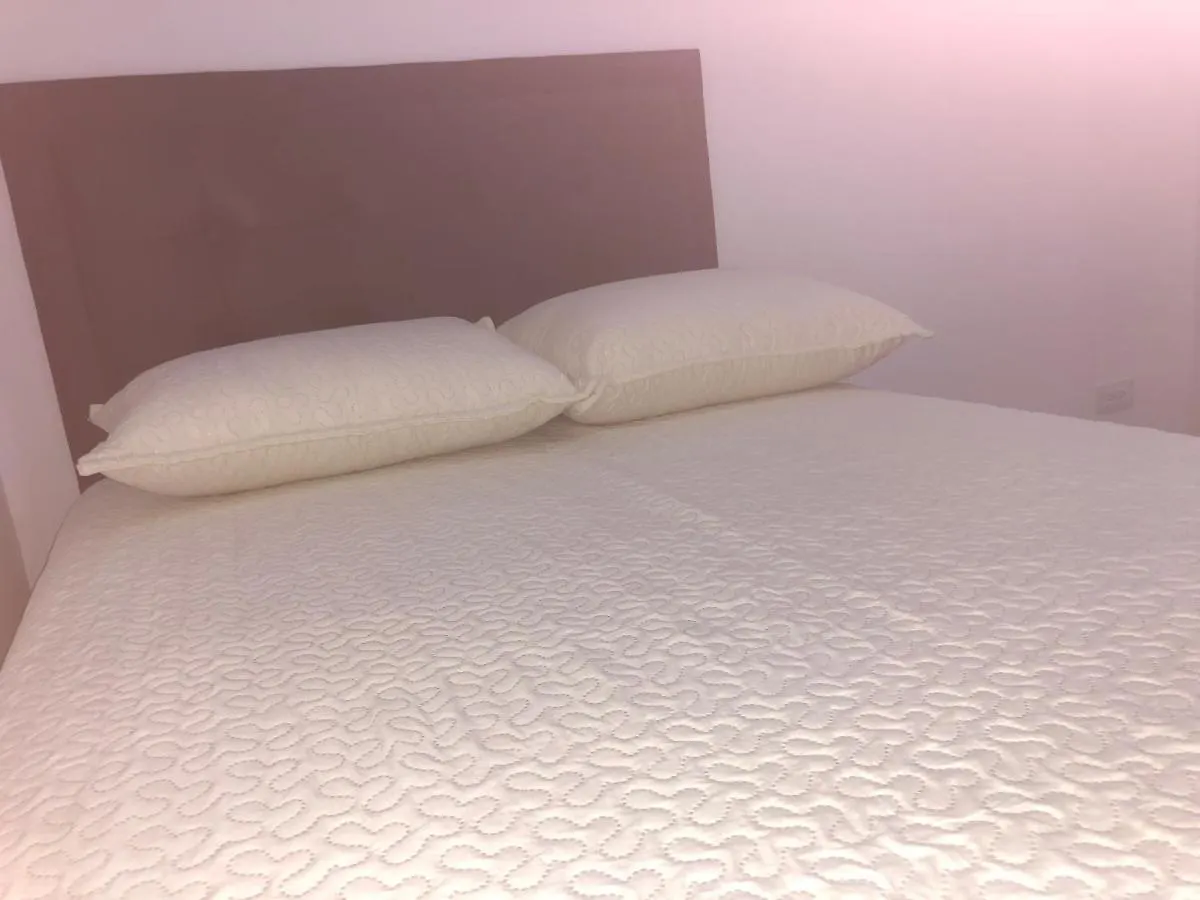 Apartamento Apartamento Amplio En Laureles, Excelente Ubicacion, 3 Alcobas 403 Medellín