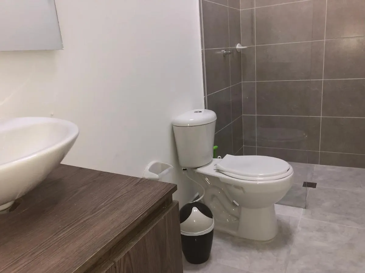Apartamento Apartamento Amplio En Laureles, Excelente Ubicacion, 3 Alcobas 403 Medellín