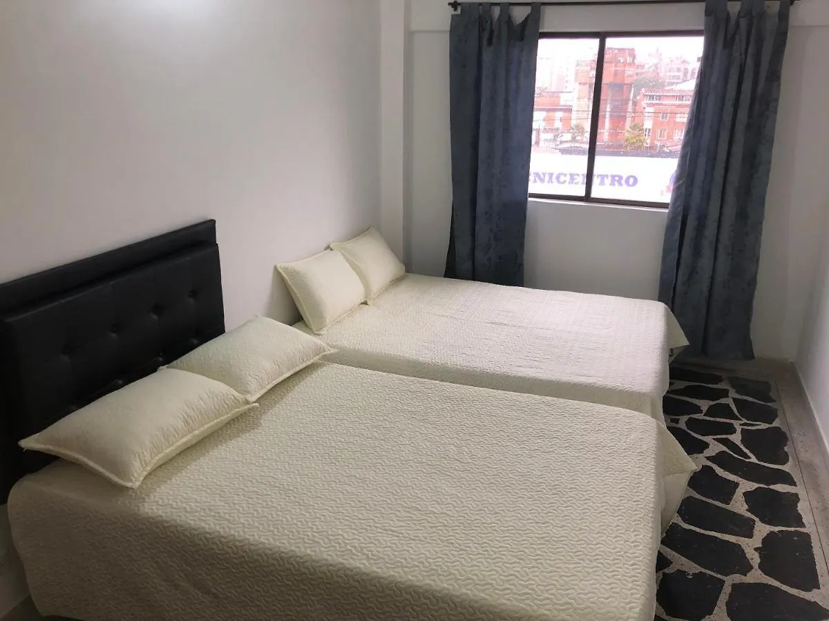 Apartamento Apartamento Amplio En Laureles, Excelente Ubicacion, 3 Alcobas 403 Medellín