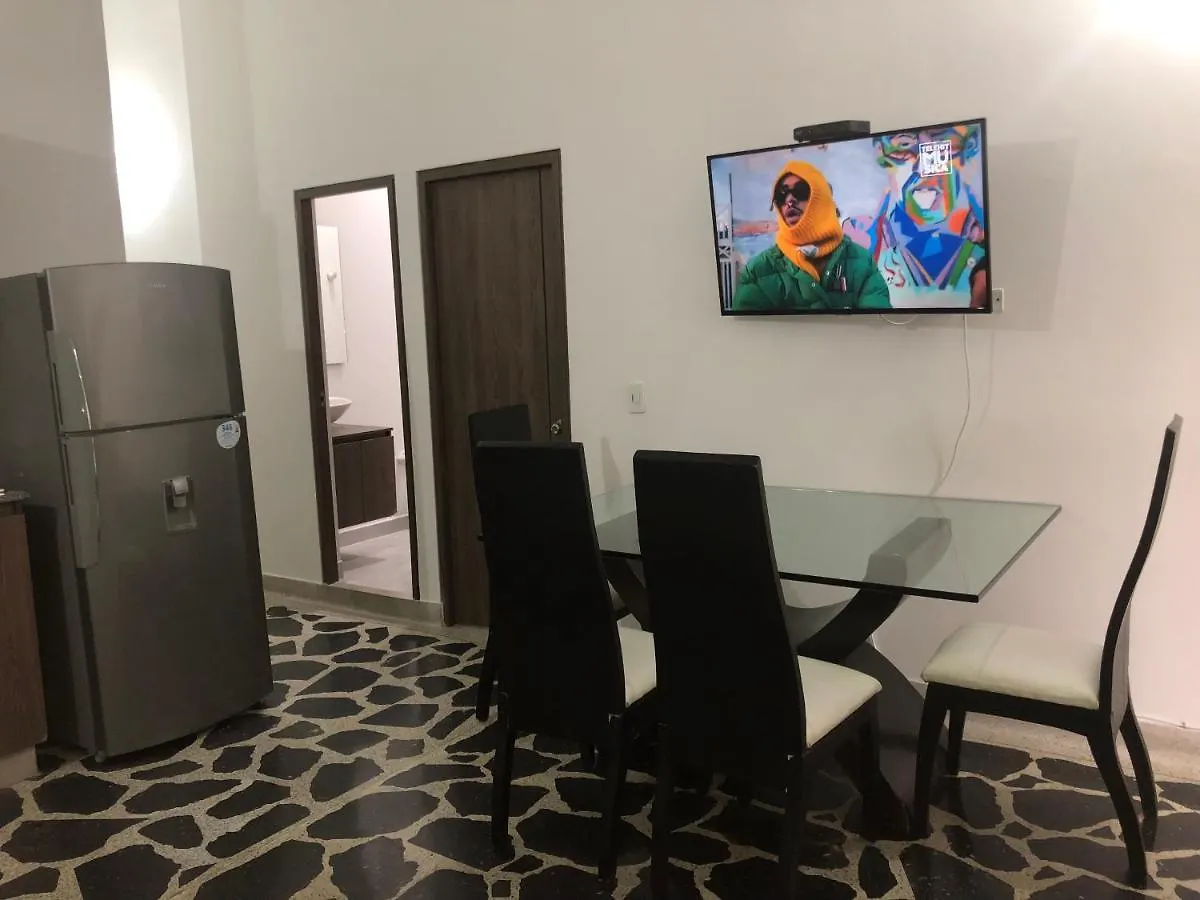 Apartamento Apartamento Amplio En Laureles, Excelente Ubicacion, 3 Alcobas 403 Medellín