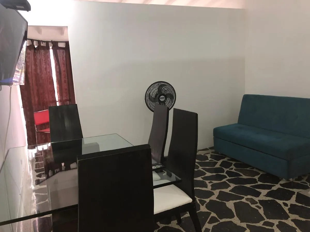 Apartamento Apartamento Amplio En Laureles, Excelente Ubicacion, 3 Alcobas 403 Medellín