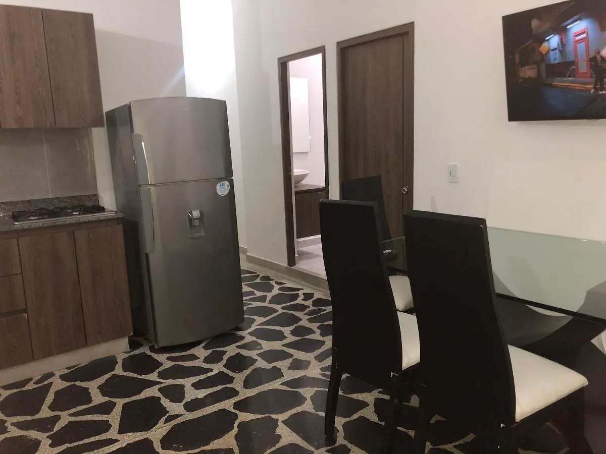 Apartamento Apartamento Amplio En Laureles, Excelente Ubicacion, 3 Alcobas 403 Medellín